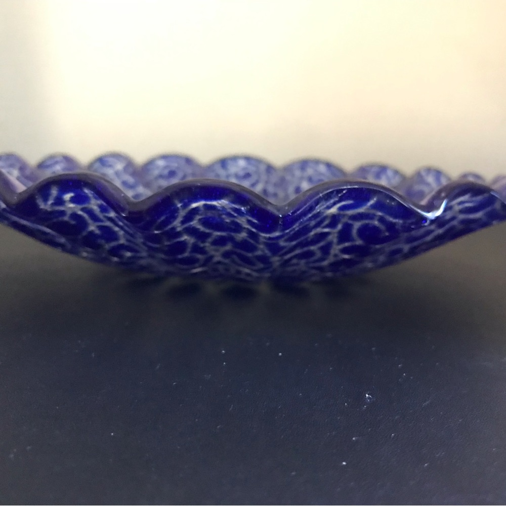 Sydenstricker Fused Glass Dish/Bowl Ruffled Edges, Cobalt Blue, Signed